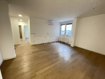 Južni Telep | 4zida.rs