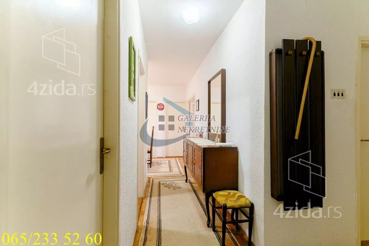 Troiposoban stan | 4zida