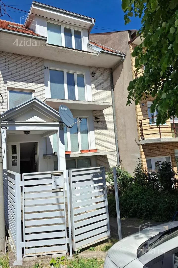 3-etažna kuća | 4zida