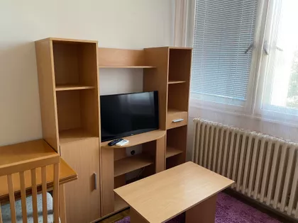 Ustanička 244 | 4zida.rs