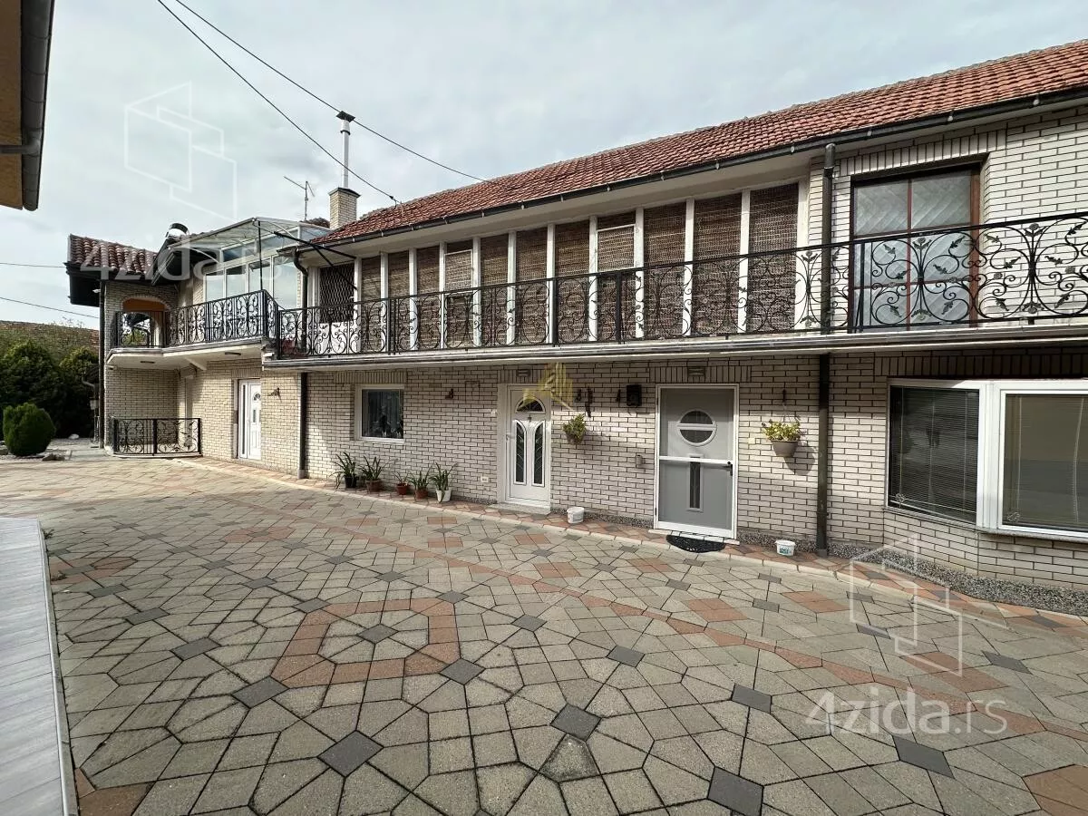 Kuća | 4zida