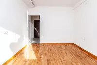 Lokal | 4zida