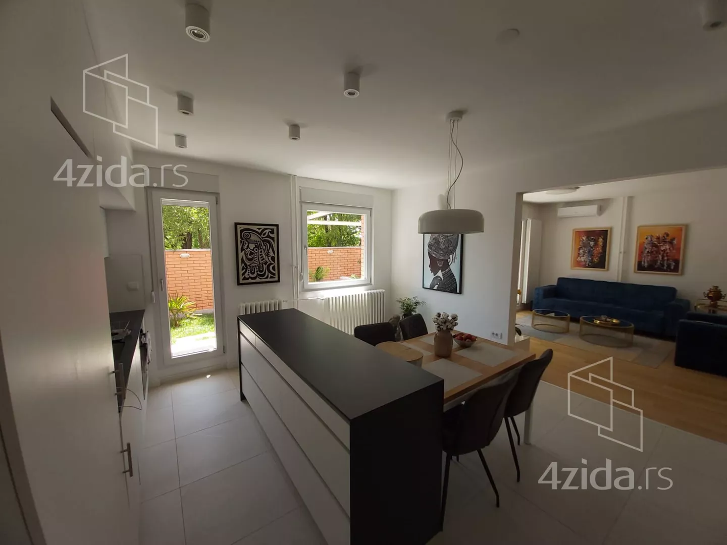 Petosoban stan | 4zida