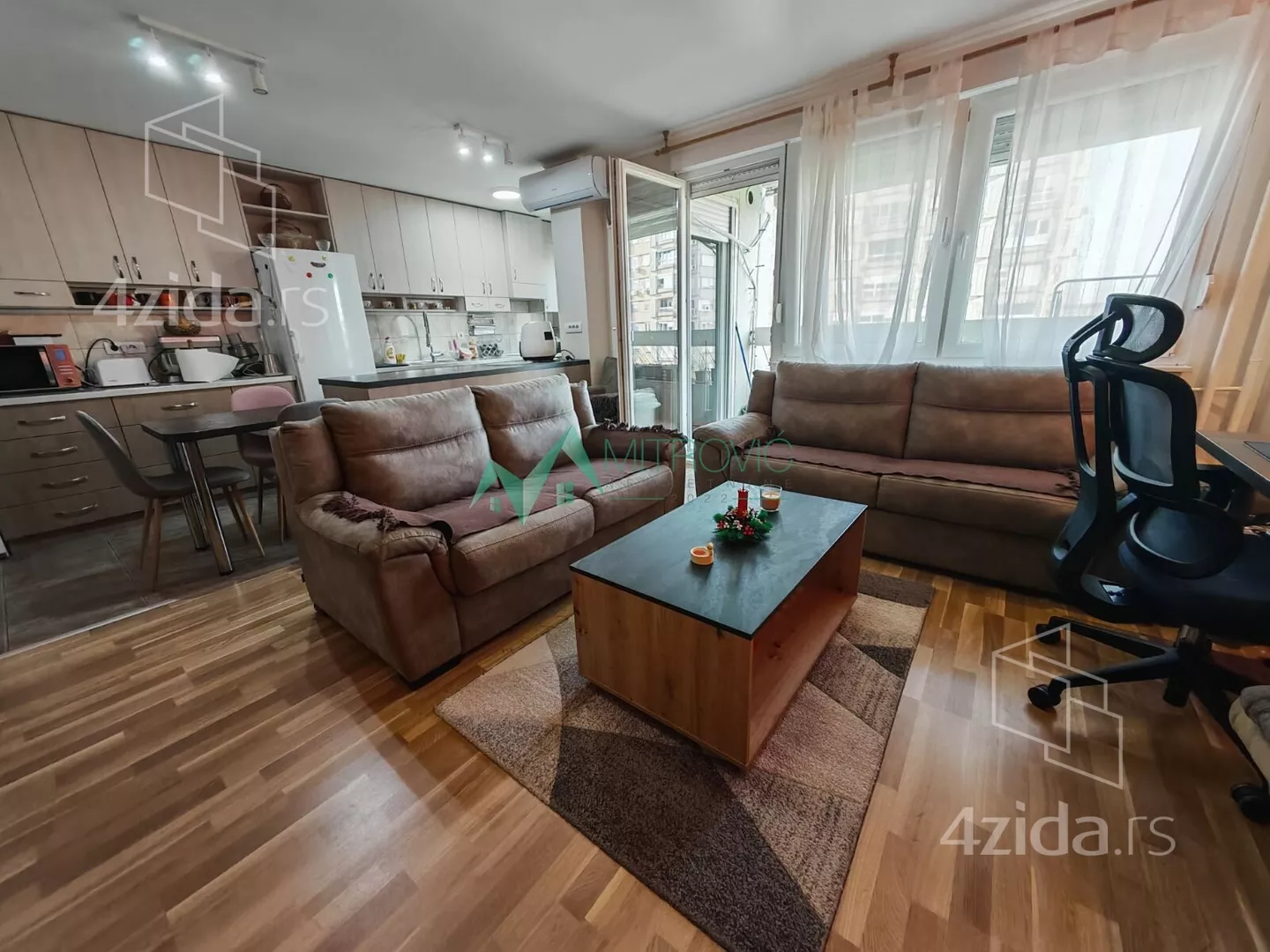 Dvosoban stan | 4zida