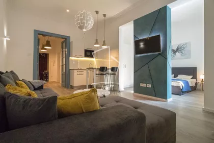 Makedonska | 4zida.rs