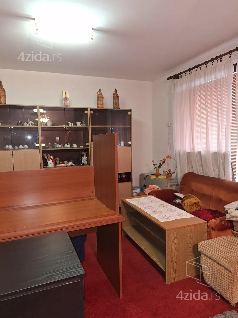 4-etažna kuća | 4zida