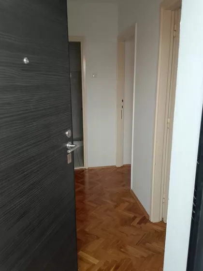 Adamovićevo Naselje | 4zida.rs