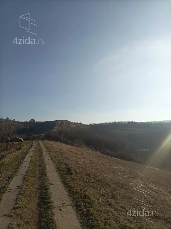 Poljoprivredno zemljište | 4zida