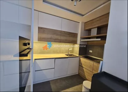 Crveni Krst Vračar | 4zida.rs