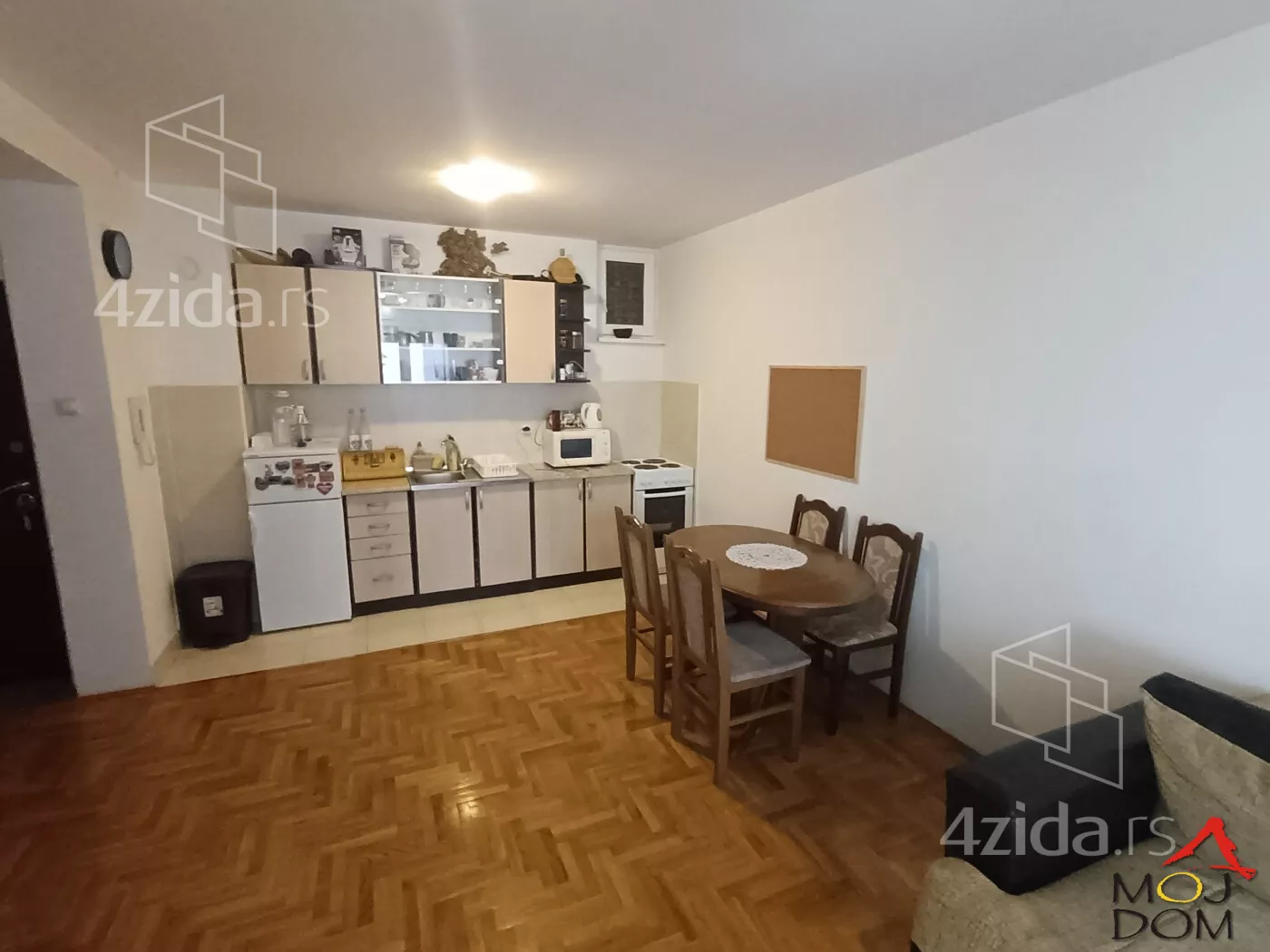 Jednoiposoban stan | 4zida