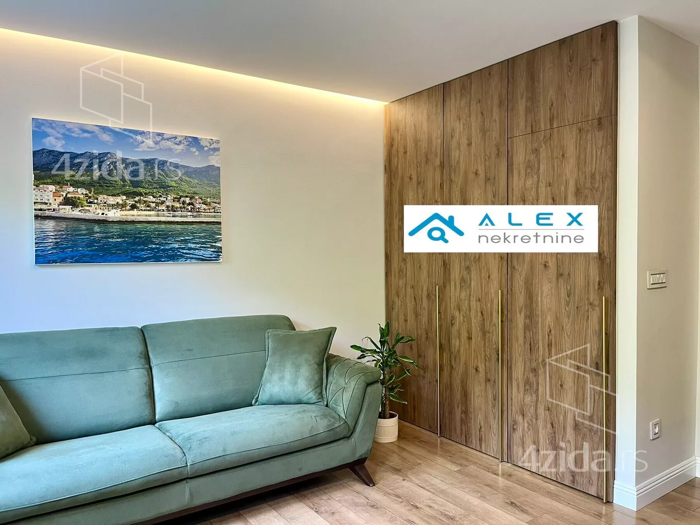 Jednoiposoban stan | 4zida