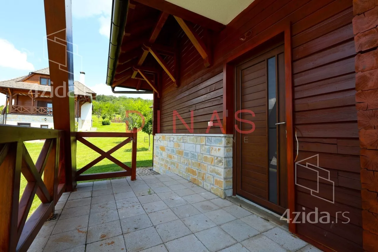 Kuća | 4zida