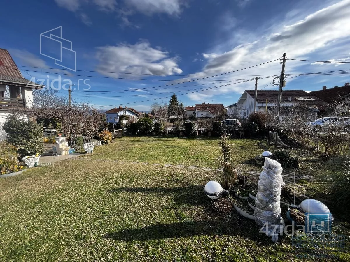 Kuća | 4zida