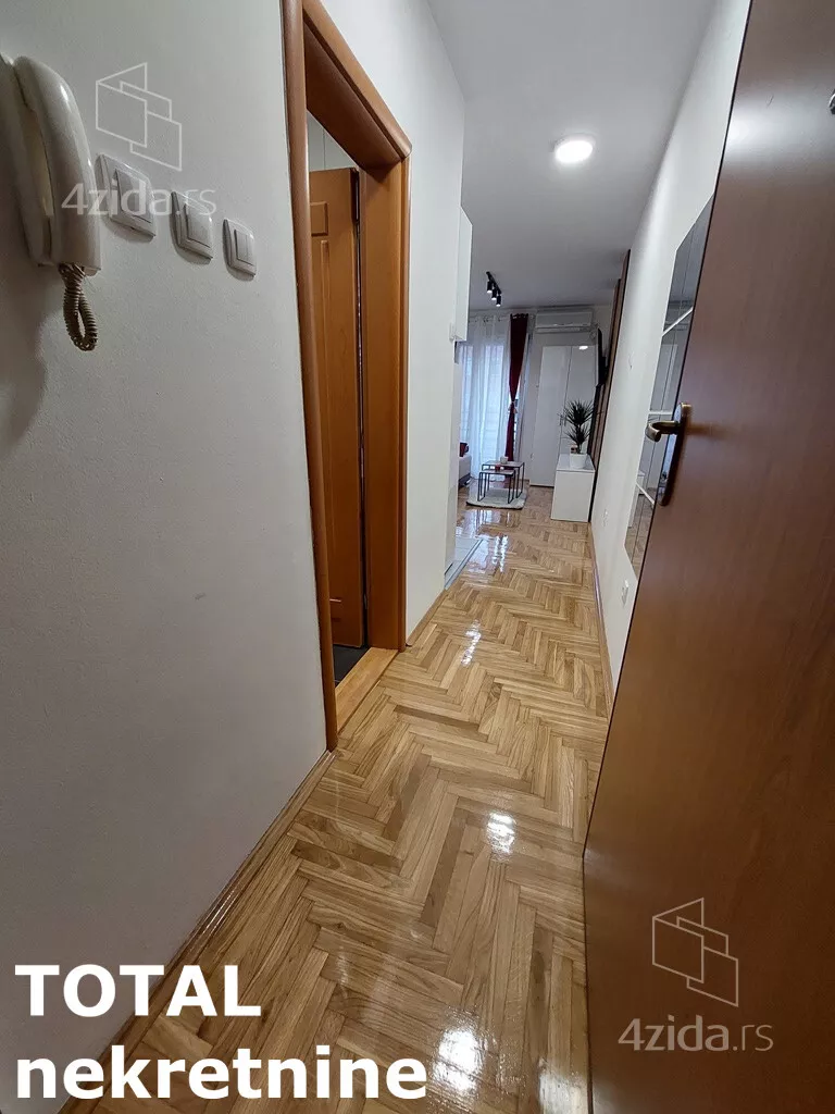 Garsonjera | 4zida