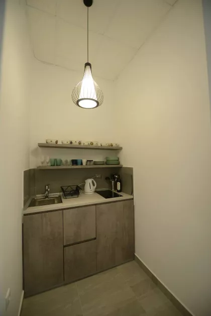 Pozorišni trg | 4zida.rs