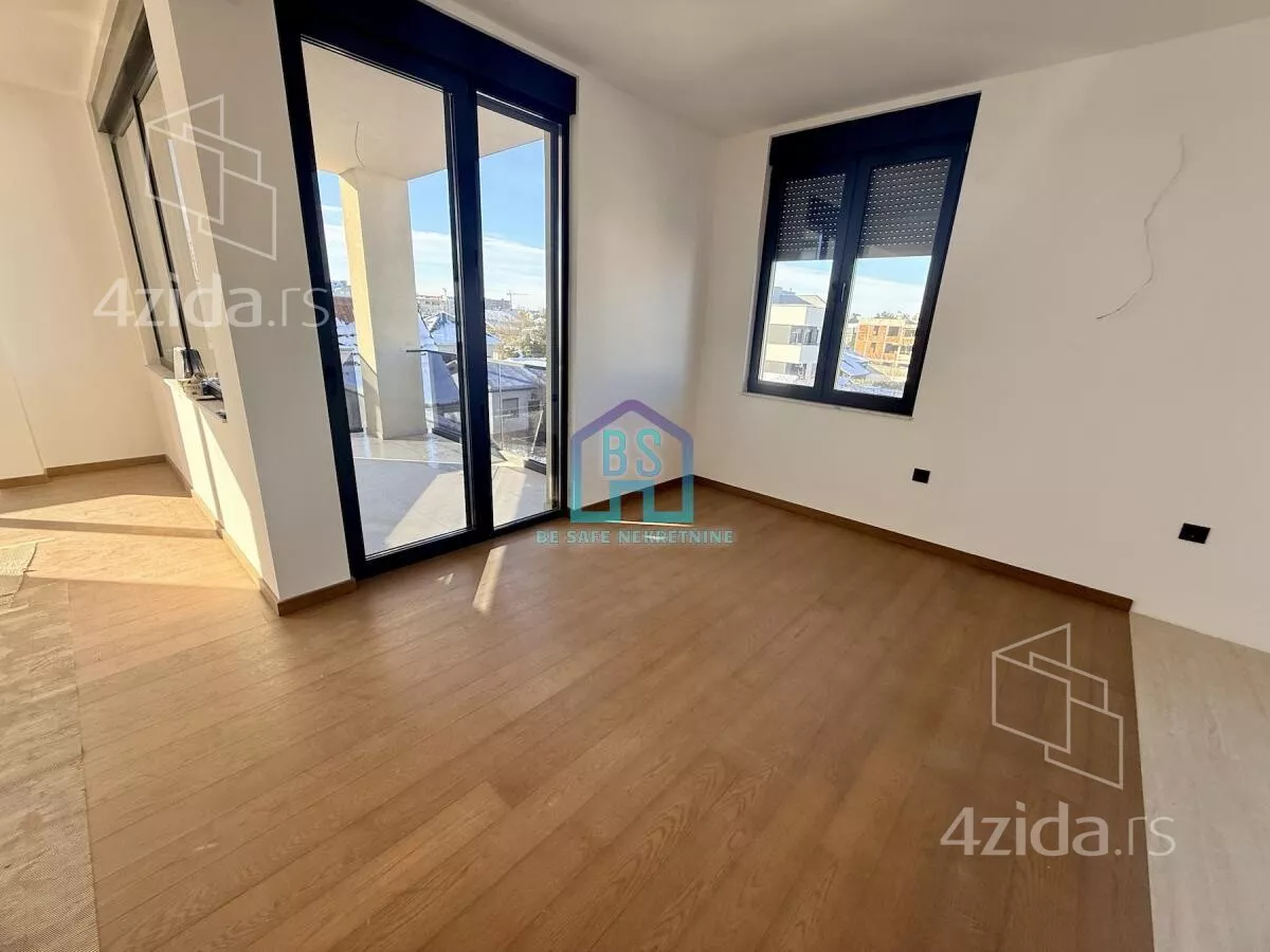 Petosoban stan | 4zida