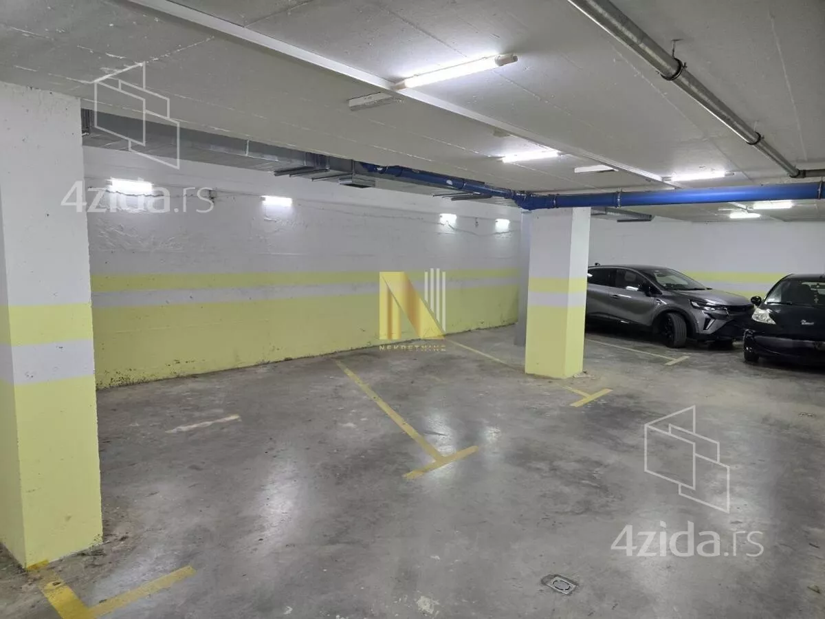 Garaža/Parking | 4zida