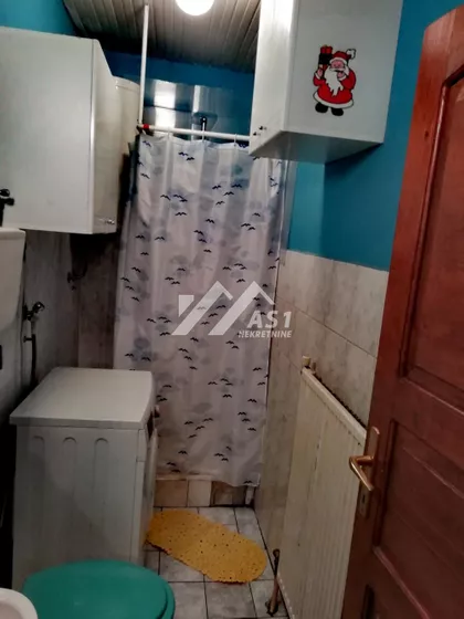 Devet Jugovića | 4zida.rs