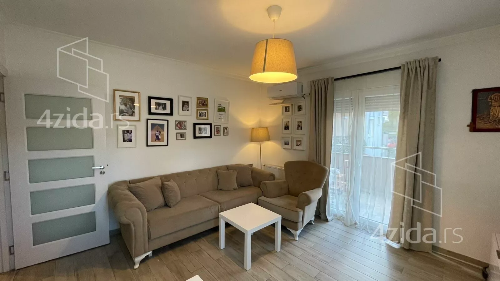 Dvoiposoban stan | 4zida