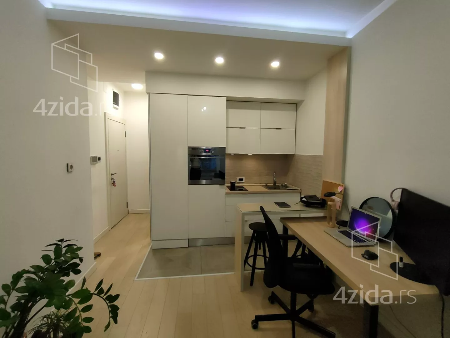 Garsonjera | 4zida