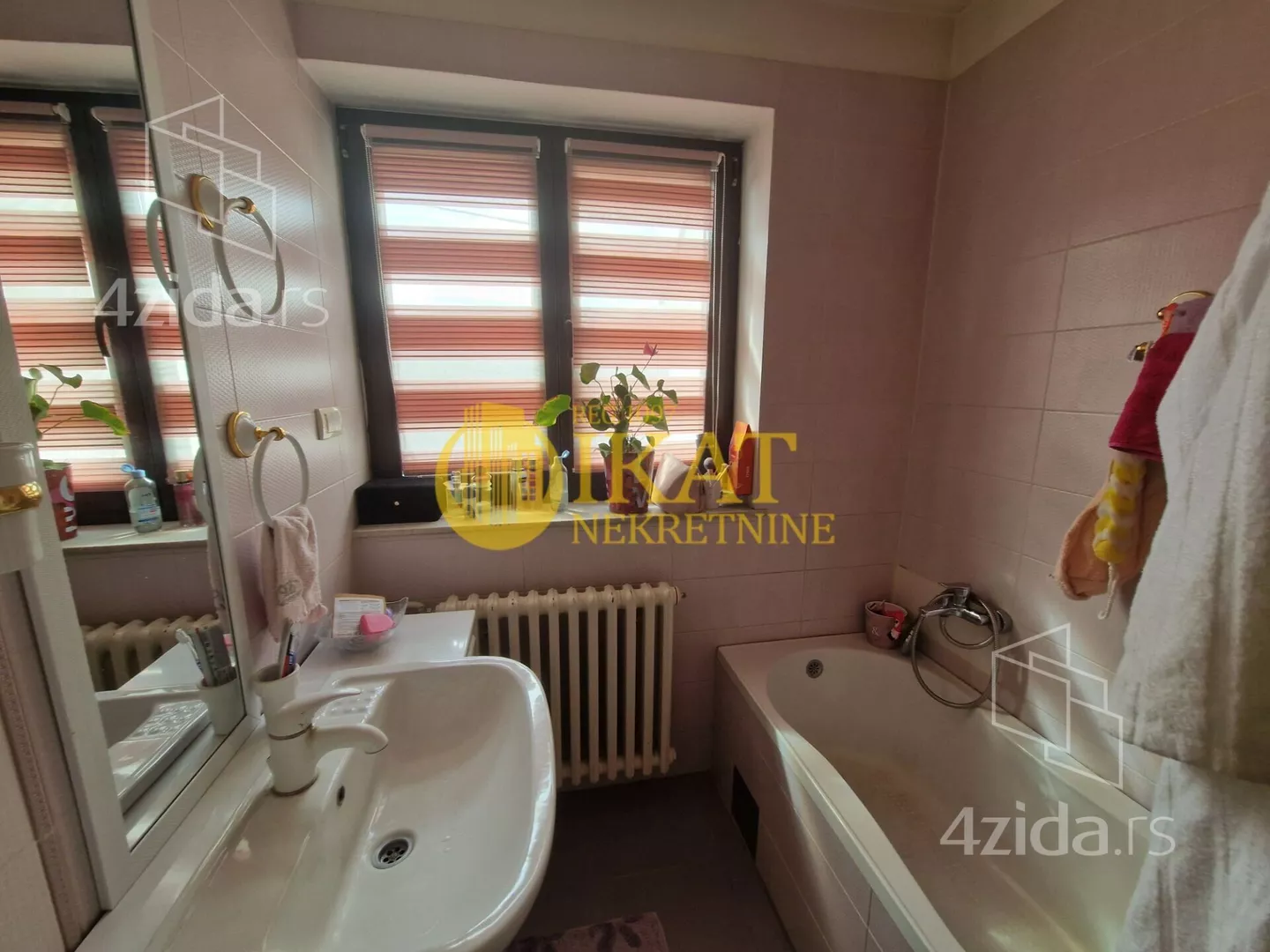 4-etažna kuća | 4zida