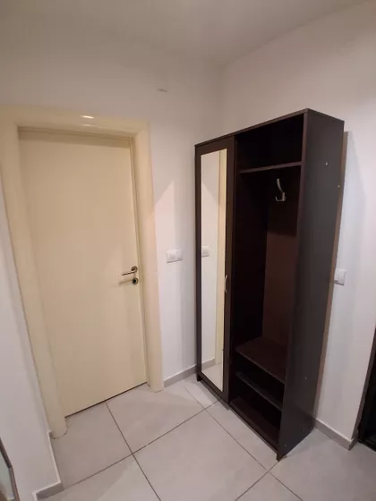 Cetinjska | 4zida.rs