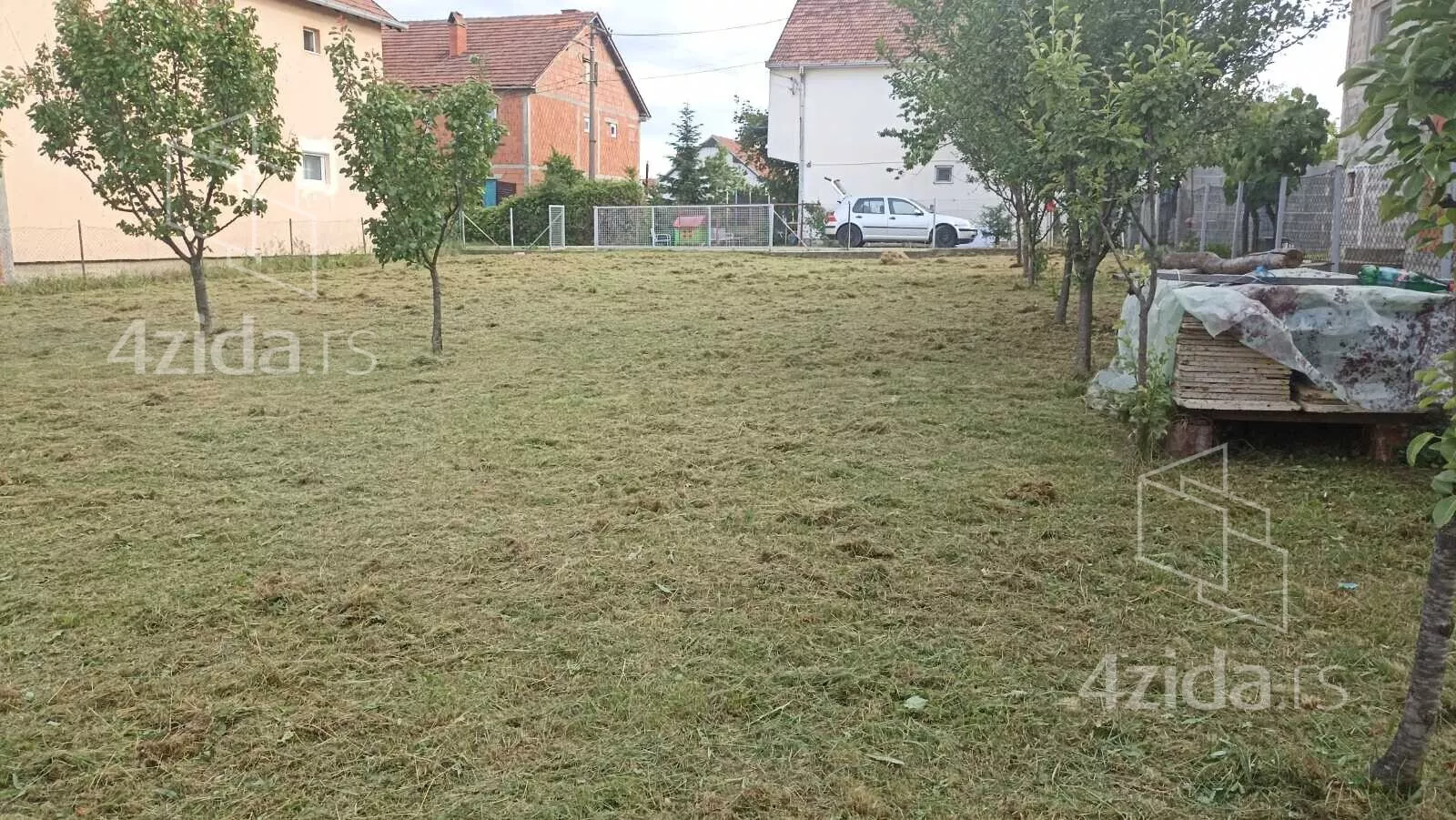 Građevinsko zemljište | 4zida