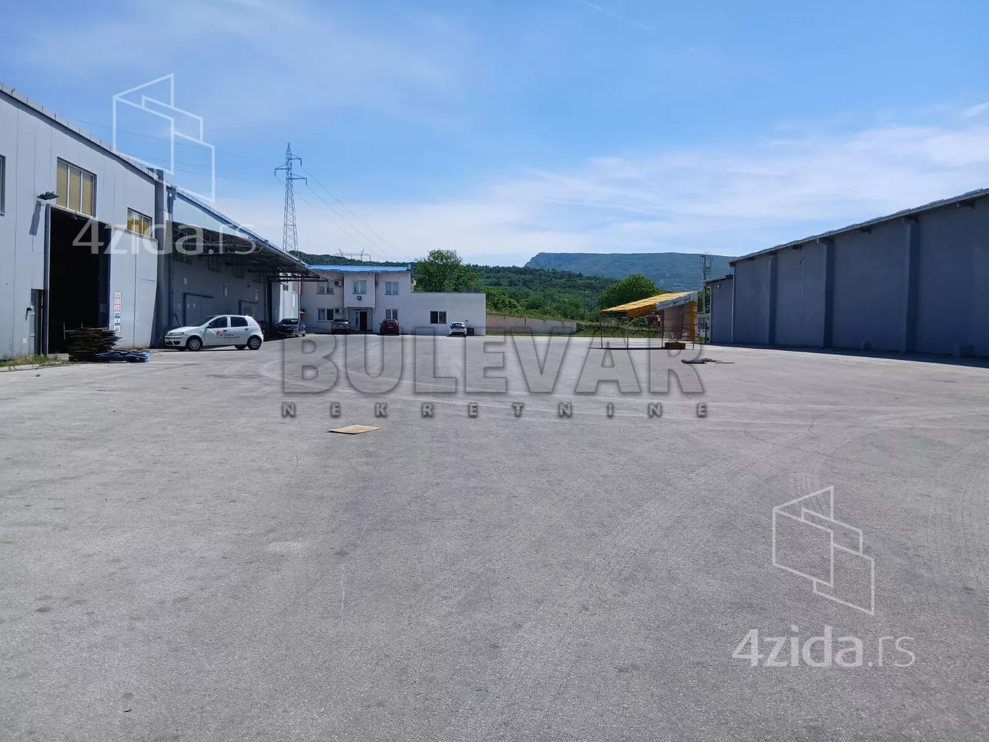 Lokal | 4zida