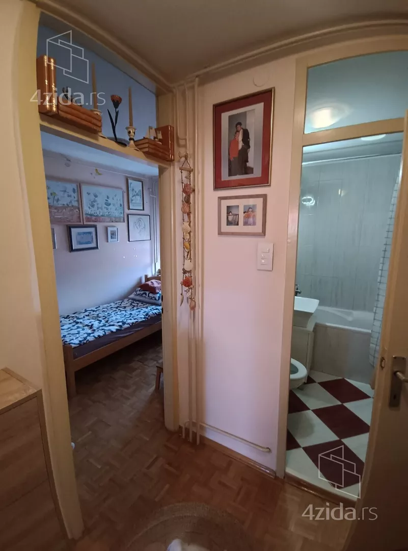 Troiposoban stan | 4zida