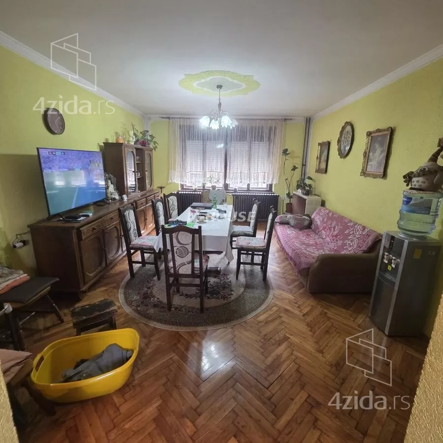 Kuća | 4zida