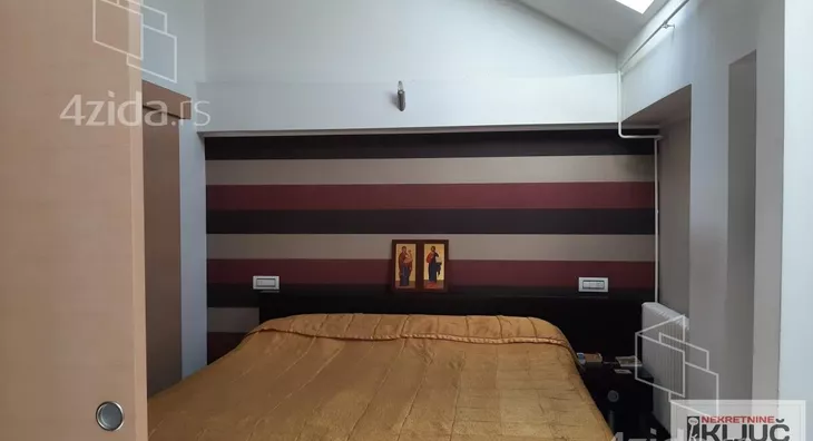 Petosoban stan | 4zida