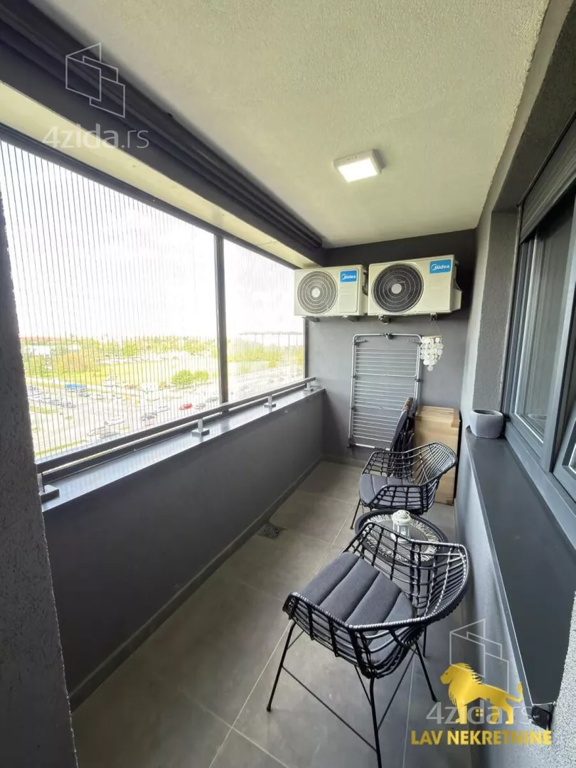 Troiposoban stan | 4zida