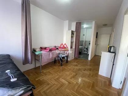 Bulevar Cara Lazara | 4zida.rs