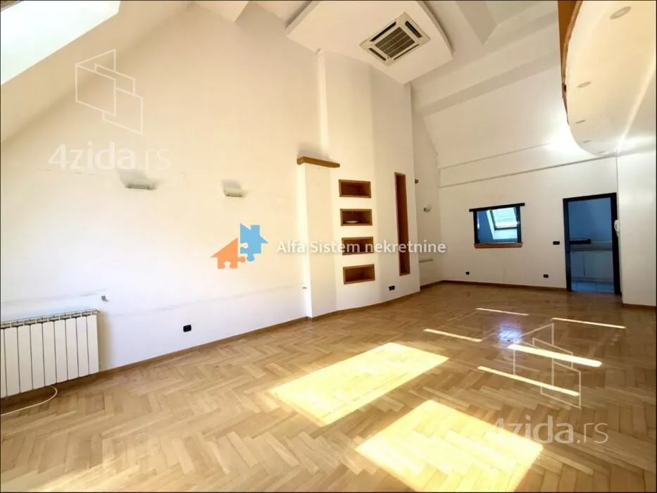 Šestosoban stan | 4zida