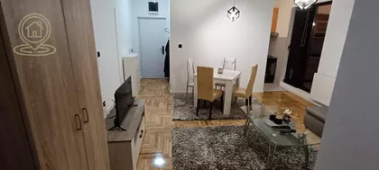 Dušanov Bazar | 4zida.rs