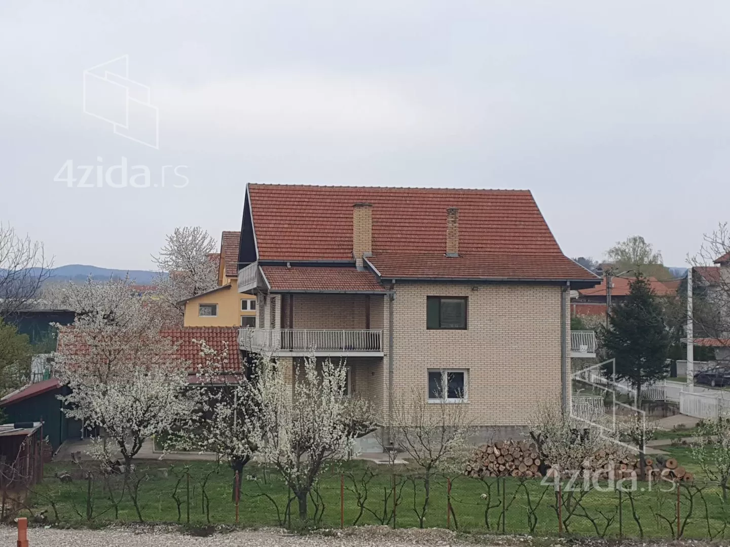 3-etažna kuća | 4zida