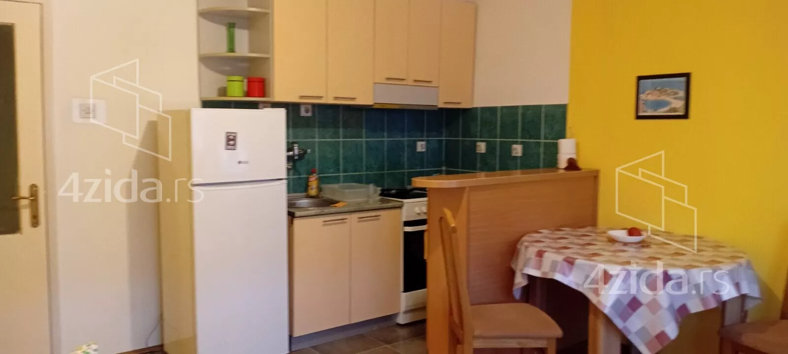 Jednoiposoban stan | 4zida