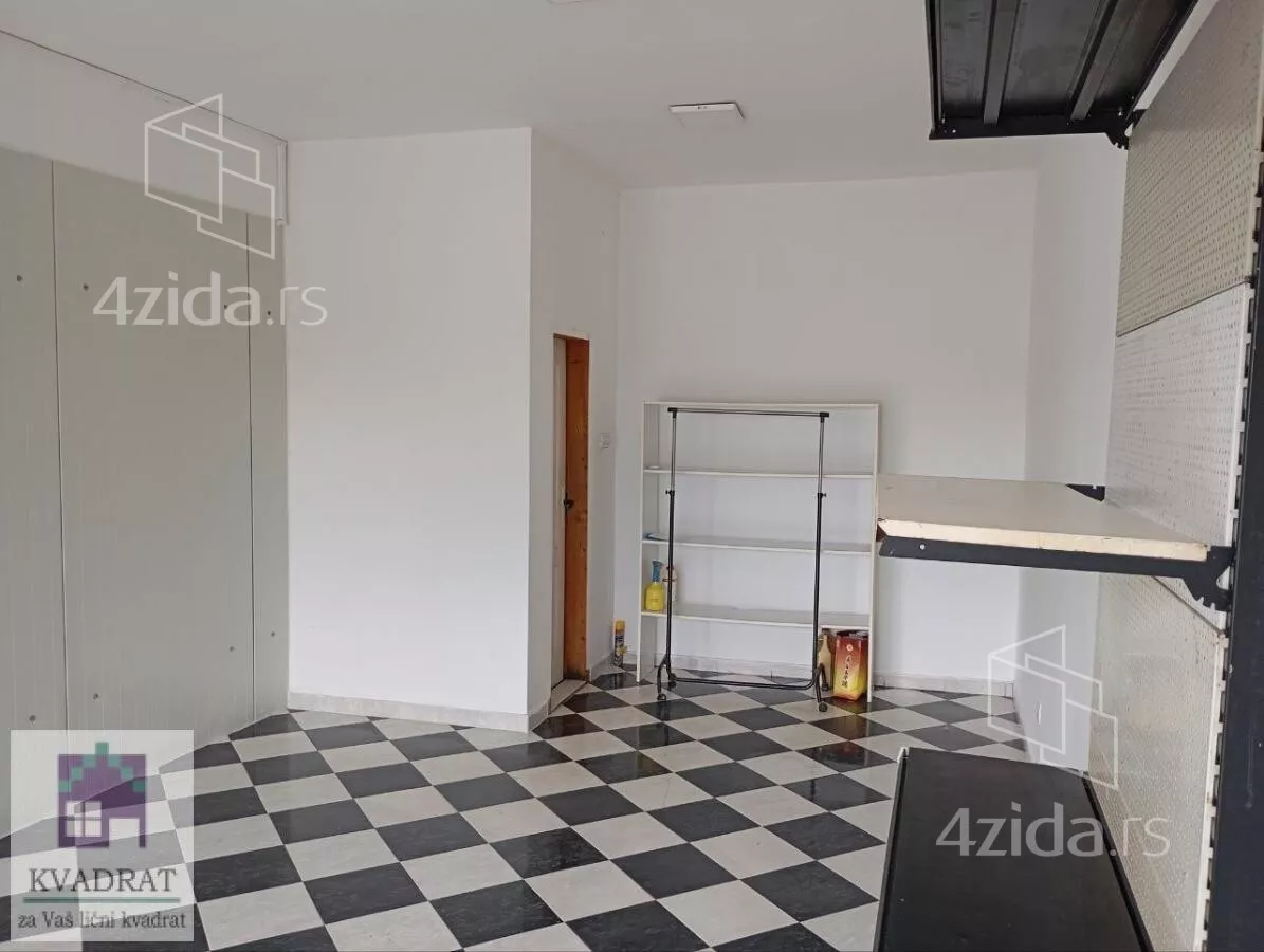 Poslovni prostor | 4zida