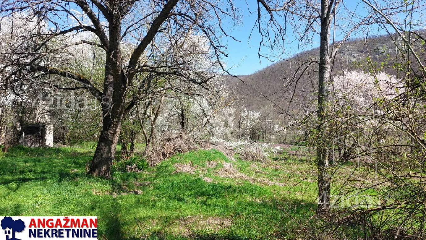 Poljoprivredno zemljište | 4zida