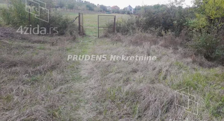 Plac | 4zida