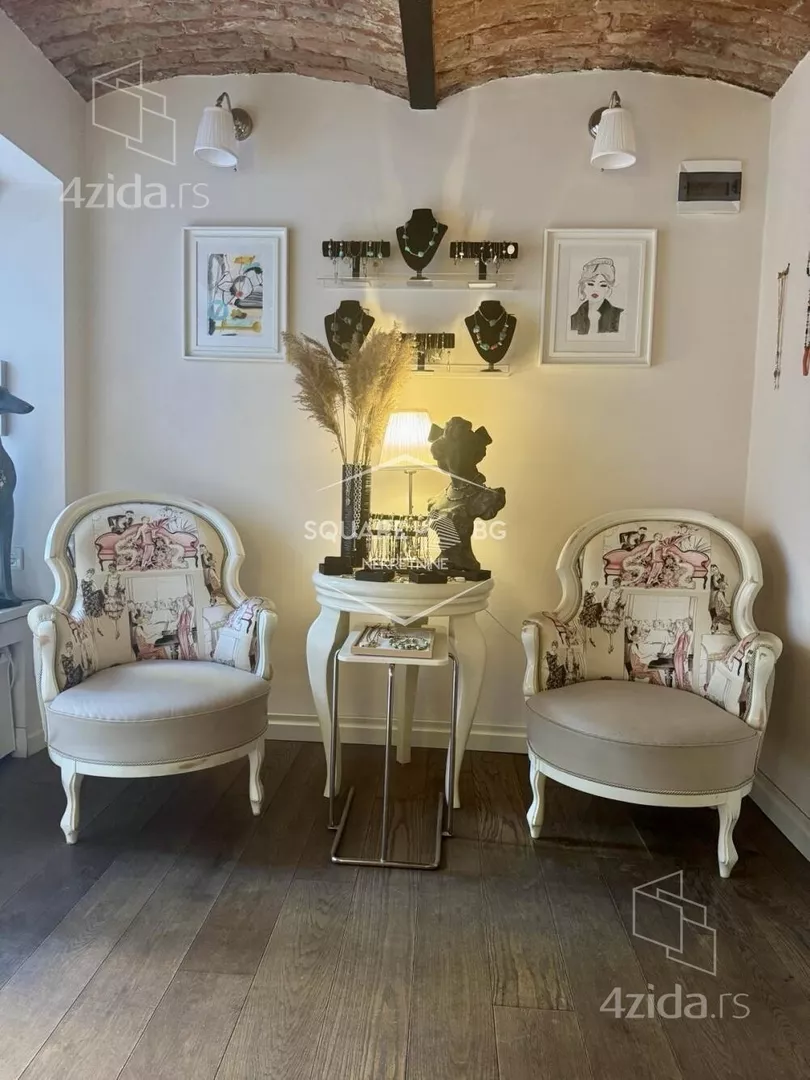 Lokal | 4zida