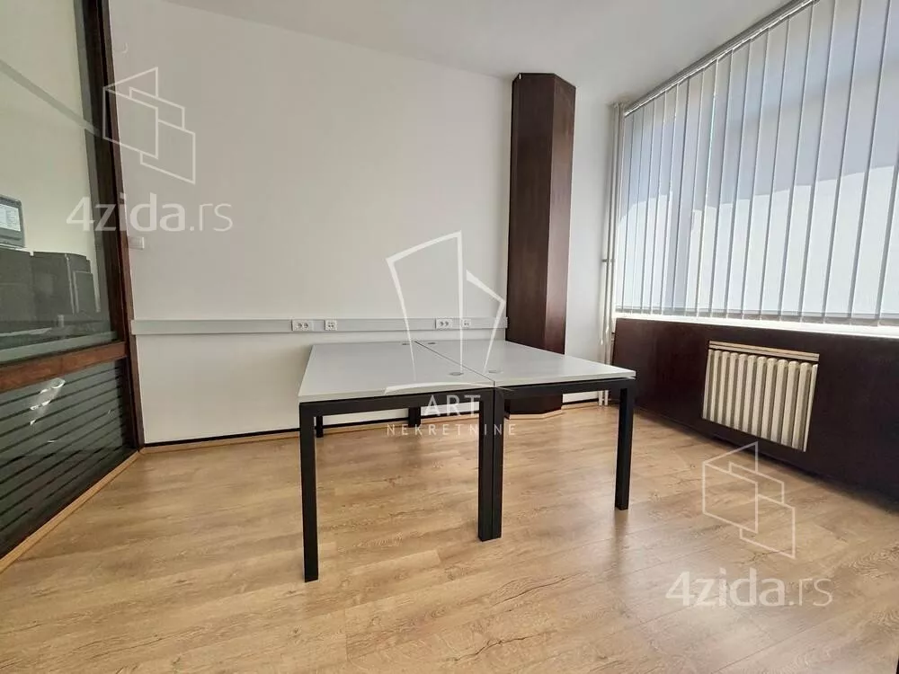 Kancelarija | 4zida