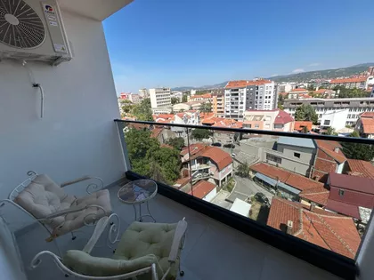 Cara Dušana | 4zida.rs