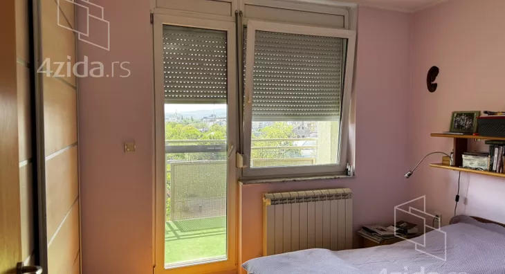 Četvoroiposoban stan | 4zida