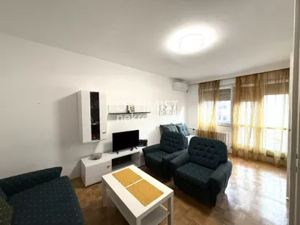 Kraljevačka | 4zida.rs