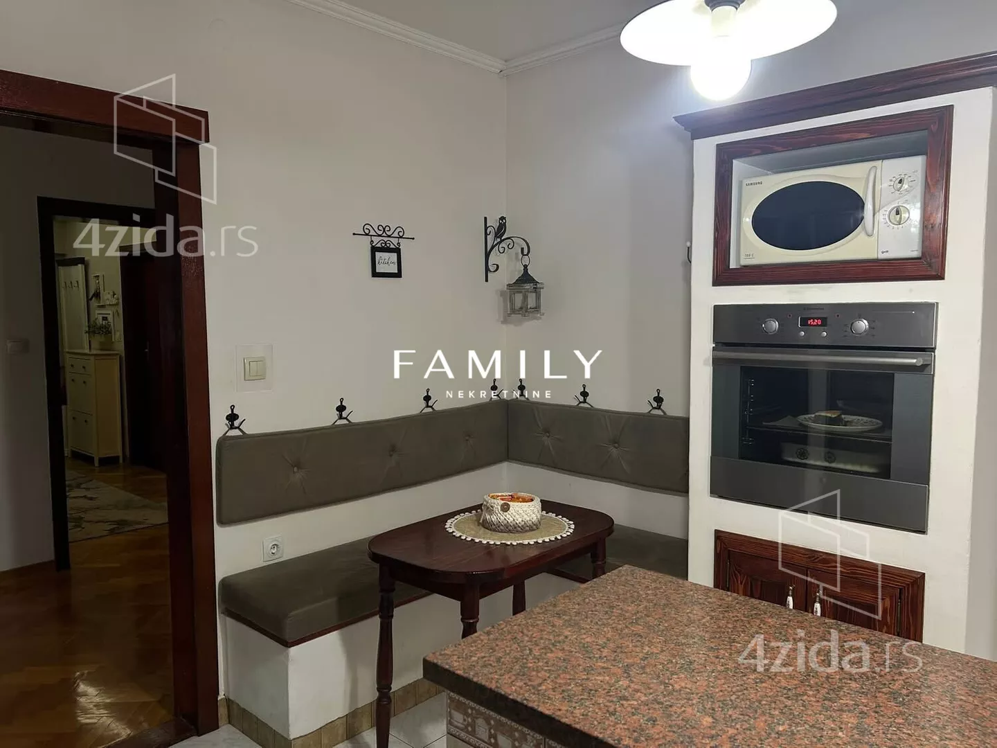 Troiposoban stan | 4zida