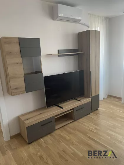 Sajmište | 4zida.rs