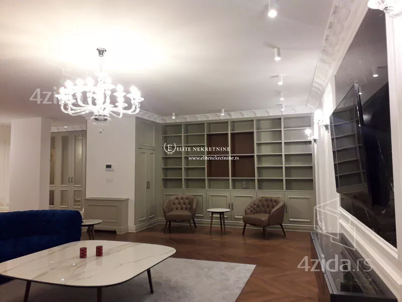 Petosoban stan | 4zida