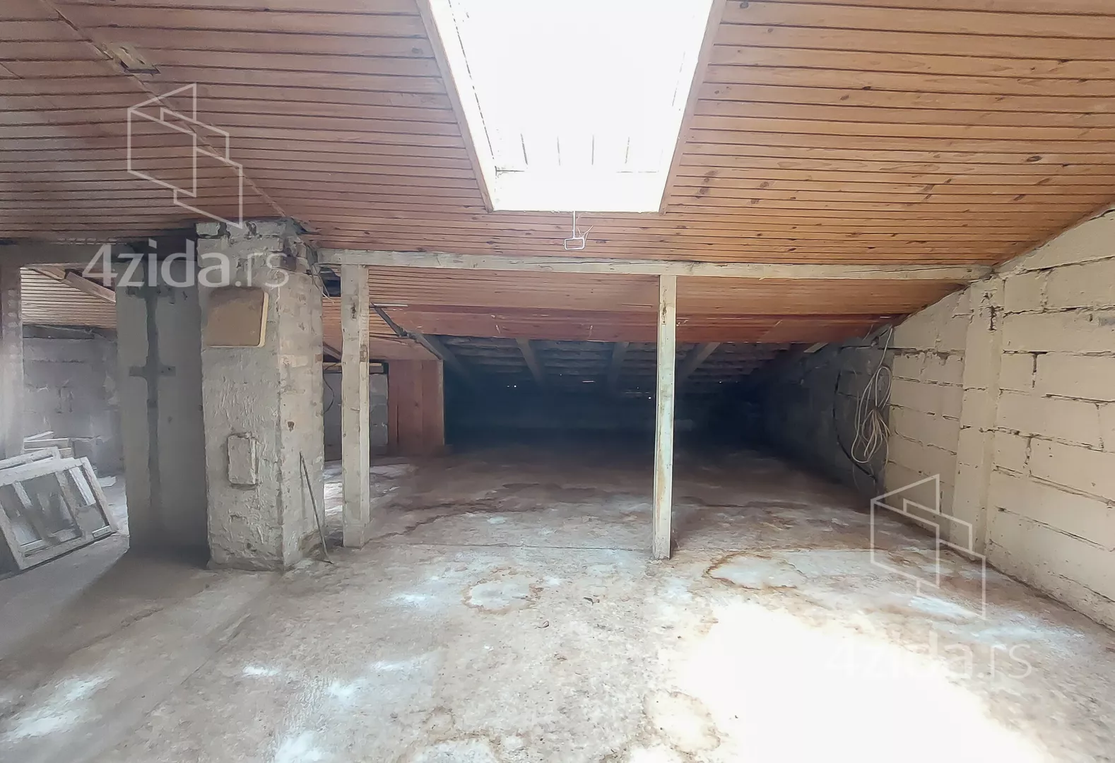 3-etažna kuća | 4zida