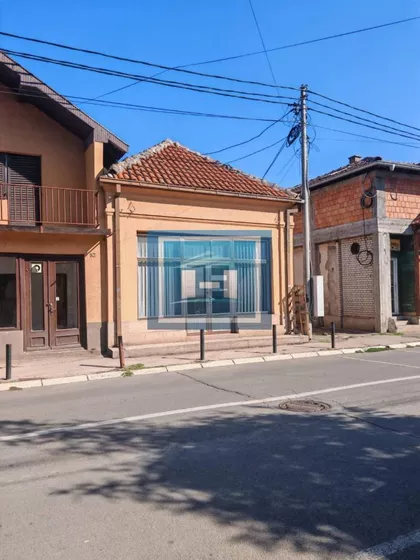 Branko Krsmanović | 4zida.rs